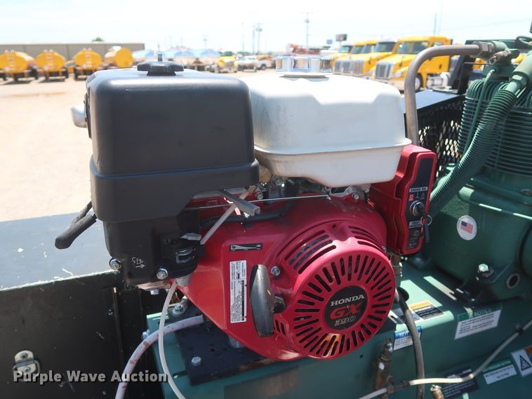 image for item HT9567 2009 Ford F250 Super Duty XL  utility bed pickup truck