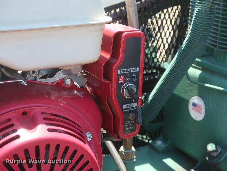 image for item HT9567 2009 Ford F250 Super Duty XL  utility bed pickup truck