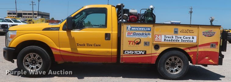 image for item HT9568 2011 Ford F250 Super Duty XL  utility bed pickup truck