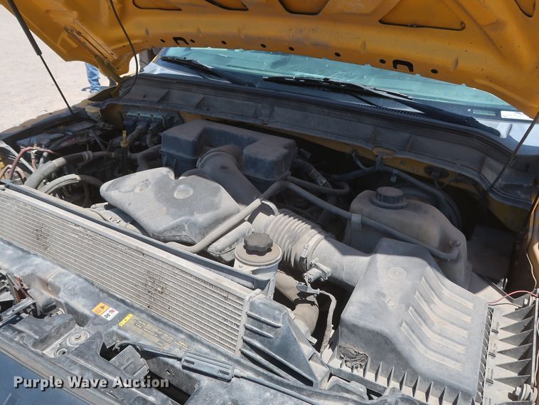 image for item HT9568 2011 Ford F250 Super Duty XL  utility bed pickup truck