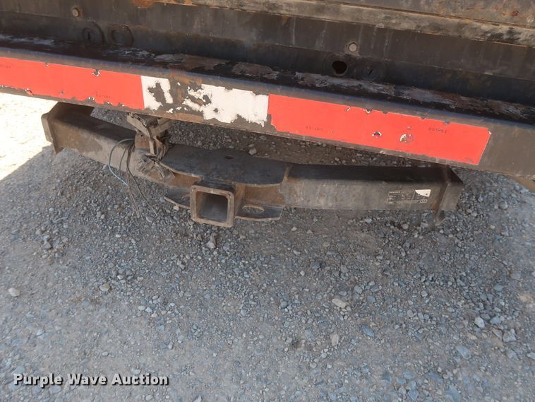 image for item HT9568 2011 Ford F250 Super Duty XL  utility bed pickup truck