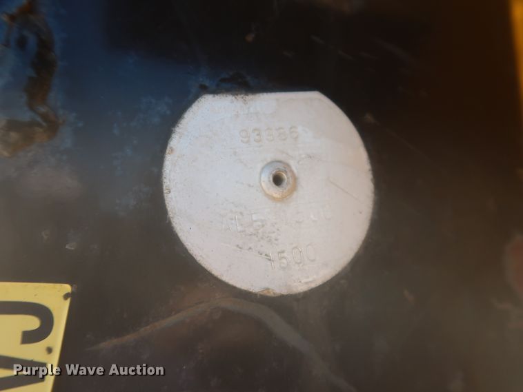 image for item HT9568 2011 Ford F250 Super Duty XL  utility bed pickup truck