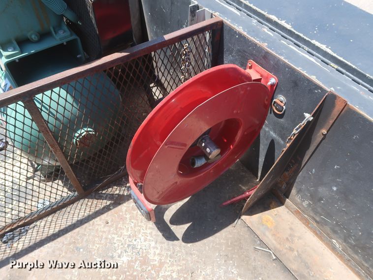 image for item HT9568 2011 Ford F250 Super Duty XL  utility bed pickup truck