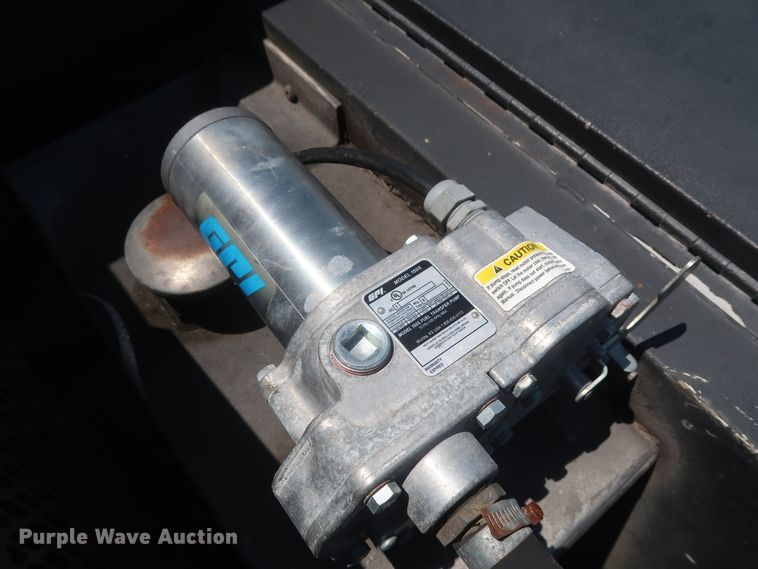 image for item HT9568 2011 Ford F250 Super Duty XL  utility bed pickup truck