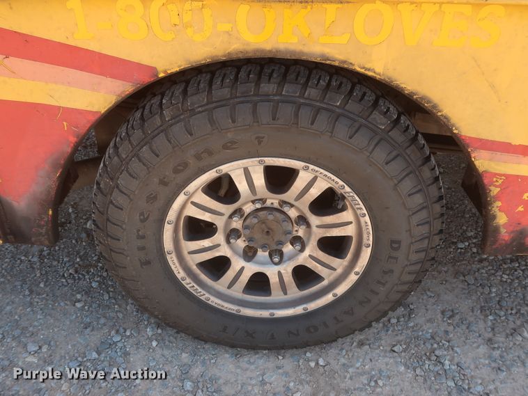 image for item HT9568 2011 Ford F250 Super Duty XL  utility bed pickup truck