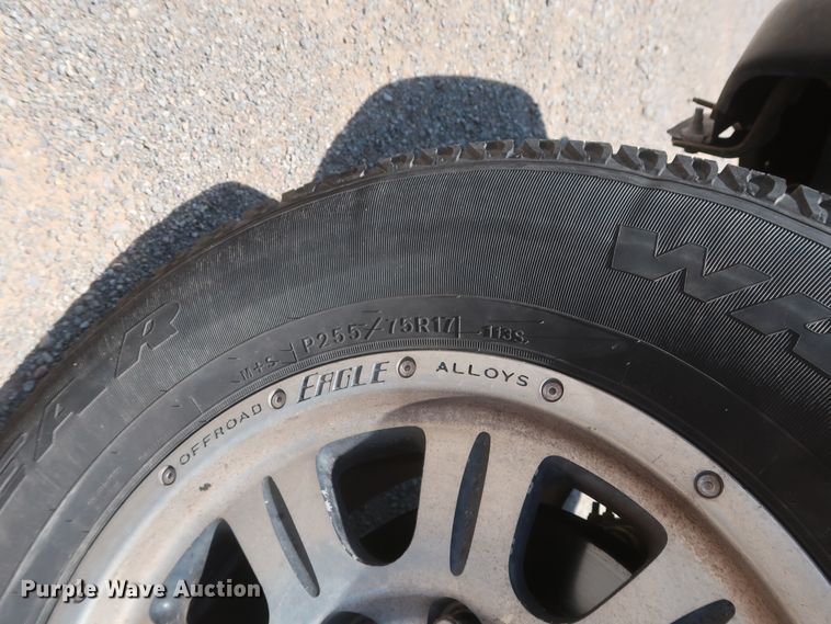 image for item HT9568 2011 Ford F250 Super Duty XL  utility bed pickup truck