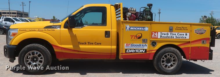 image for item HT9569 2015 Ford F350 Super Duty XL  utility bed pickup truck