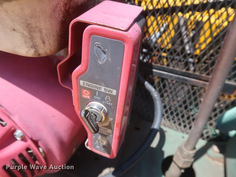 image for item HT9569 2015 Ford F350 Super Duty XL  utility bed pickup truck