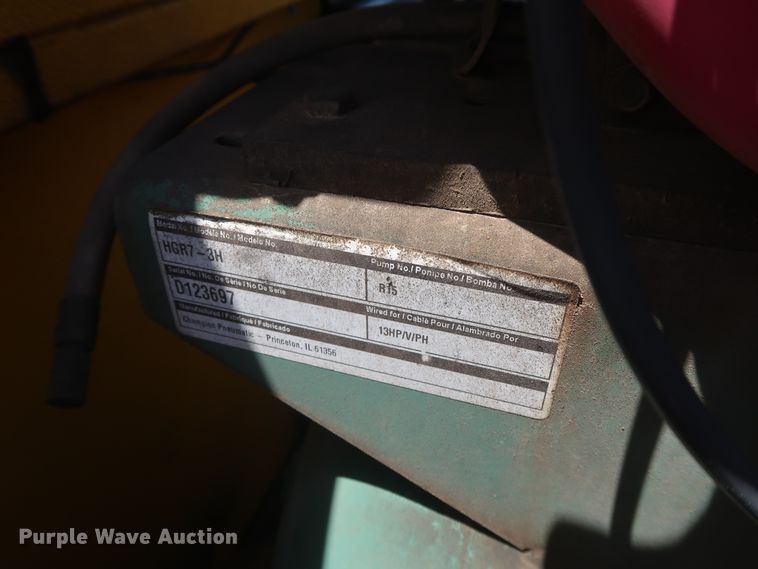 image for item HT9569 2015 Ford F350 Super Duty XL  utility bed pickup truck