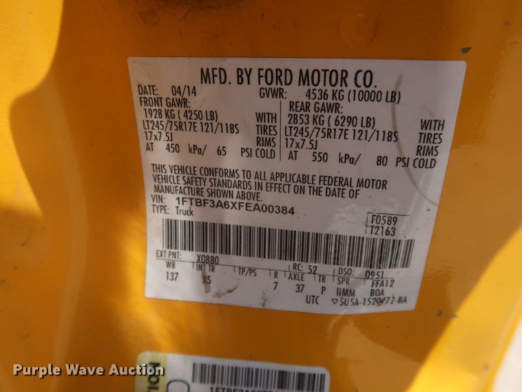 image for item HT9569 2015 Ford F350 Super Duty XL  utility bed pickup truck