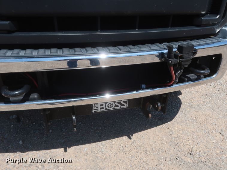 image for item HT9570 2015 Ford F350 Super Duty XL  utility bed pickup truck