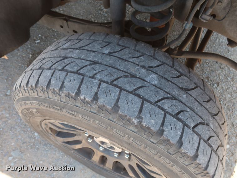 image for item HT9570 2015 Ford F350 Super Duty XL  utility bed pickup truck