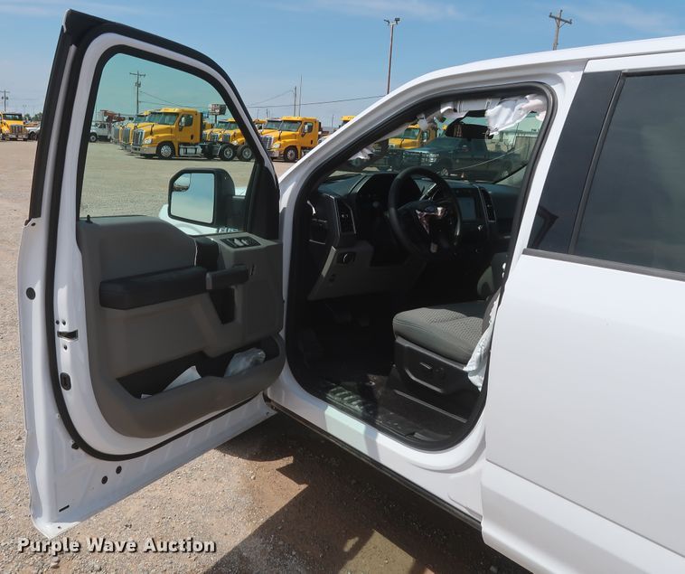 image for item HT9571 2019 Ford F150 XLT  SuperCrew pickup truck