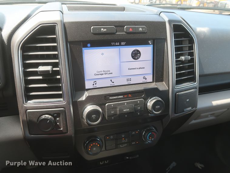 image for item HT9571 2019 Ford F150 XLT  SuperCrew pickup truck