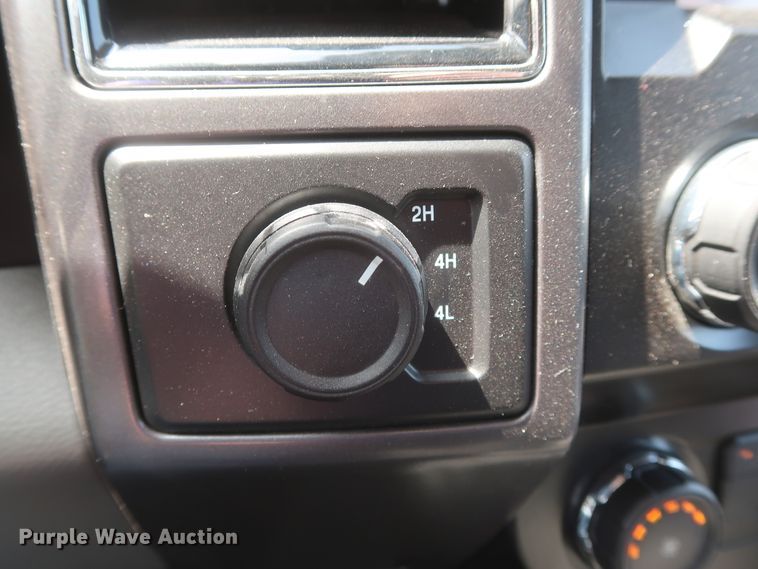 image for item HT9571 2019 Ford F150 XLT  SuperCrew pickup truck