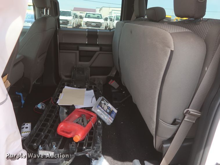 image for item HT9571 2019 Ford F150 XLT  SuperCrew pickup truck