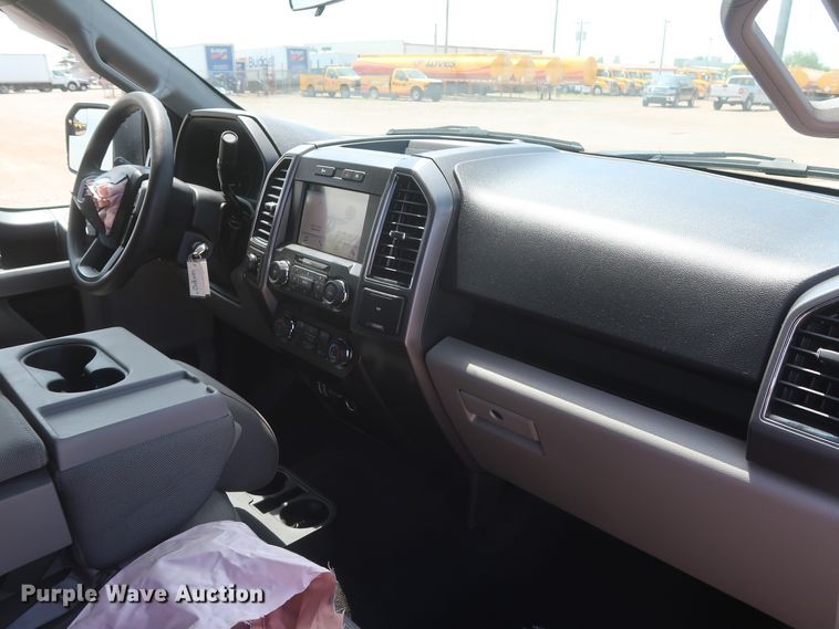 image for item HT9571 2019 Ford F150 XLT  SuperCrew pickup truck