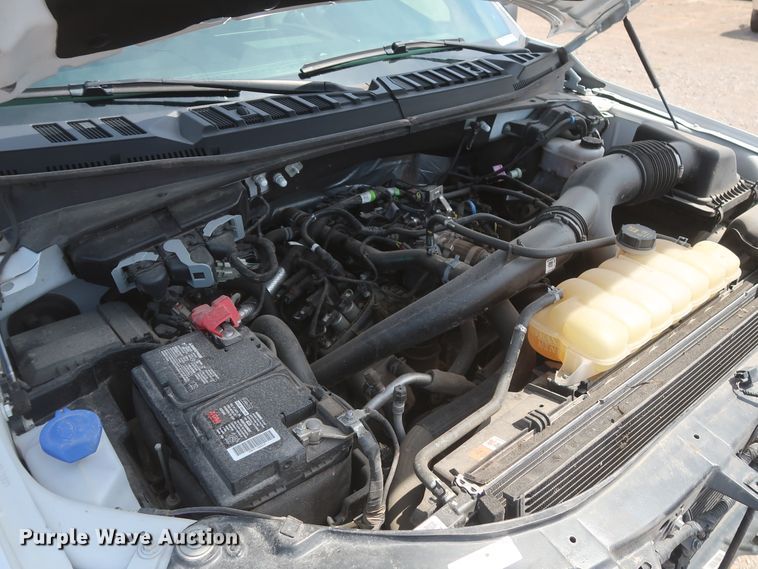 image for item HT9571 2019 Ford F150 XLT  SuperCrew pickup truck