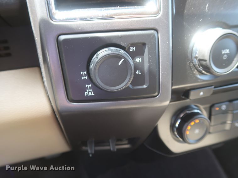 image for item HT9572 2015 Ford F150 XLT Oklahoma Edition  SuperCrew pickup truck