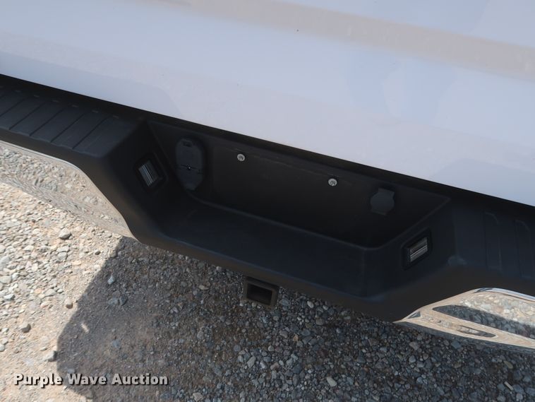 image for item HT9572 2015 Ford F150 XLT Oklahoma Edition  SuperCrew pickup truck