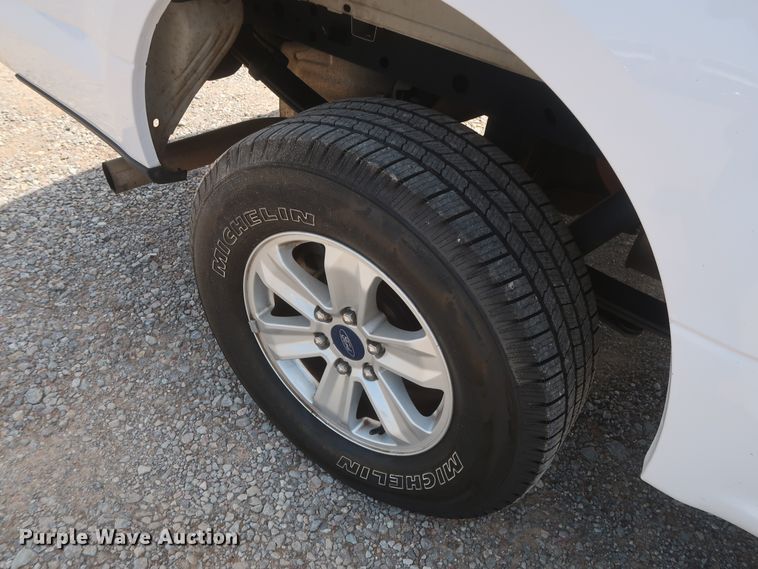 image for item HT9572 2015 Ford F150 XLT Oklahoma Edition  SuperCrew pickup truck