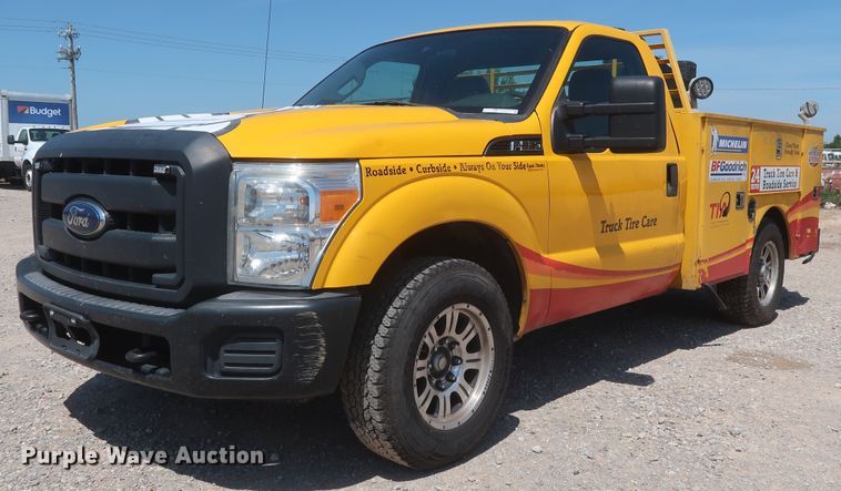 image for item HT9574 2012 Ford F250 Super Duty XL  utility bed pickup truck