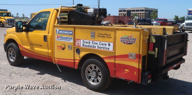 image for item HT9574 2012 Ford F250 Super Duty XL  utility bed pickup truck