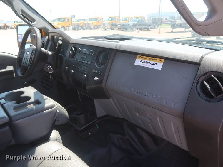 image for item HT9574 2012 Ford F250 Super Duty XL  utility bed pickup truck