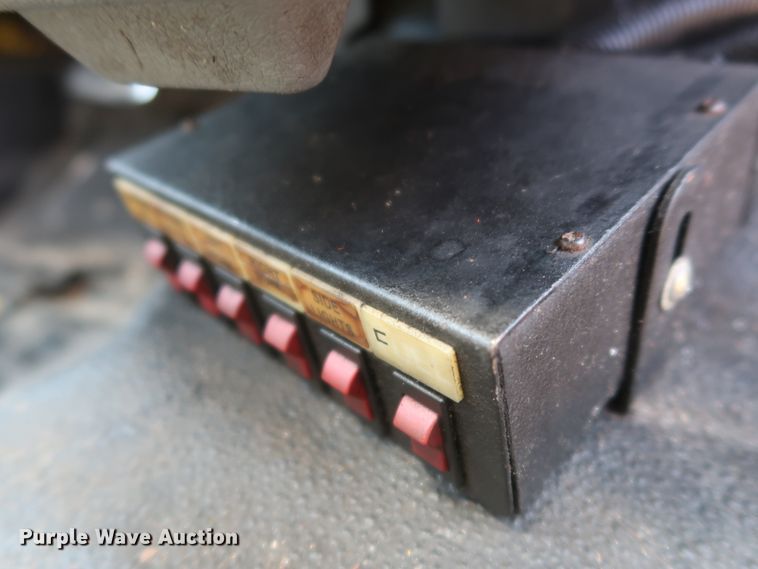 image for item HT9574 2012 Ford F250 Super Duty XL  utility bed pickup truck