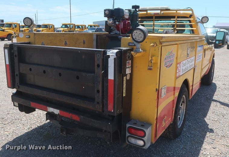 image for item HT9574 2012 Ford F250 Super Duty XL  utility bed pickup truck