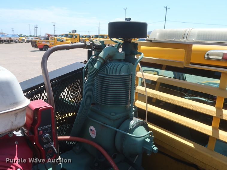 image for item HT9574 2012 Ford F250 Super Duty XL  utility bed pickup truck