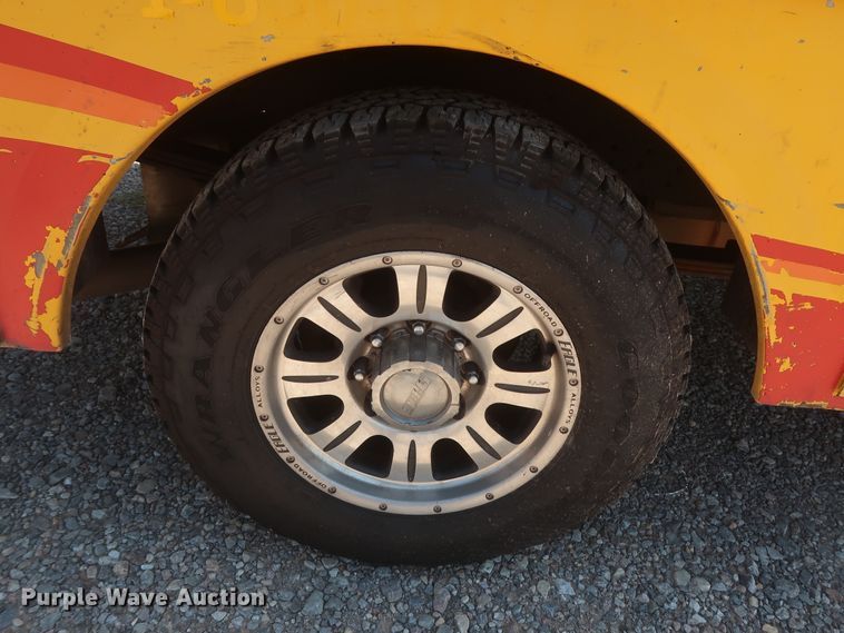 image for item HT9574 2012 Ford F250 Super Duty XL  utility bed pickup truck