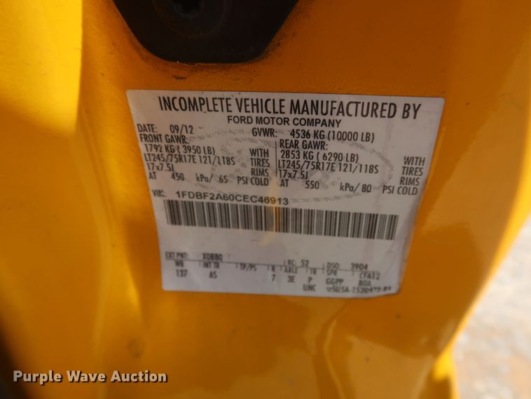 image for item HT9574 2012 Ford F250 Super Duty XL  utility bed pickup truck