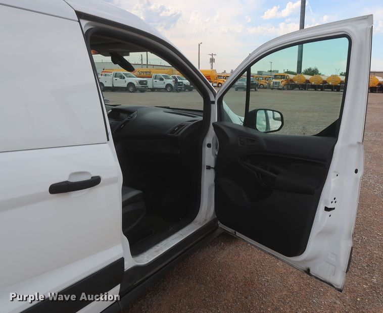 image for item HT9577 2017 Ford Transit Connect  van