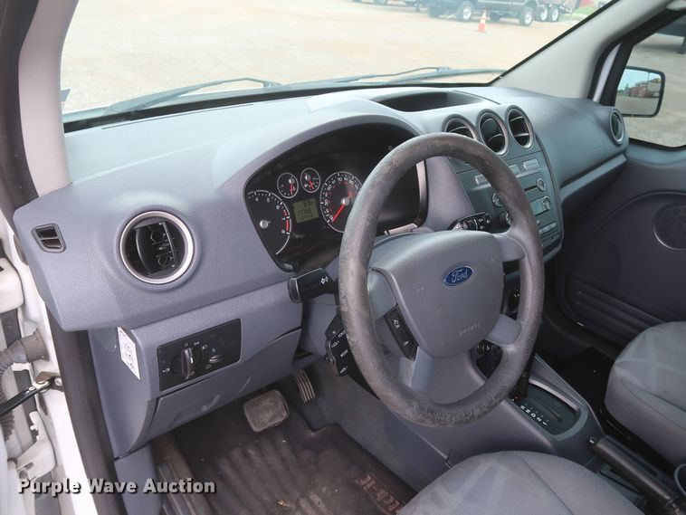 image for item HT9578 2013 Ford Transit Connect XLT  van