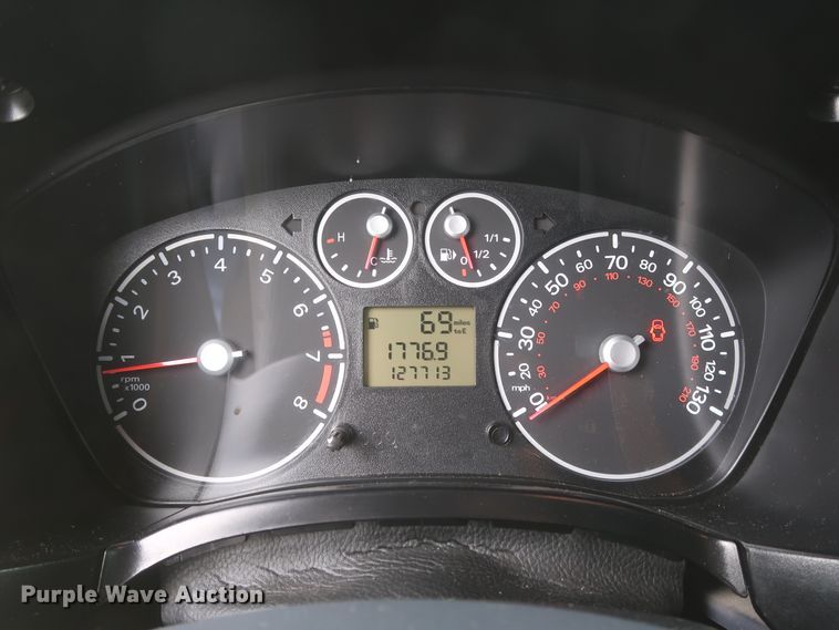 image for item HT9578 2013 Ford Transit Connect XLT  van