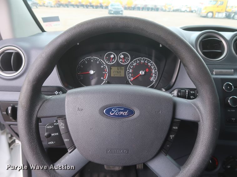 image for item HT9578 2013 Ford Transit Connect XLT  van