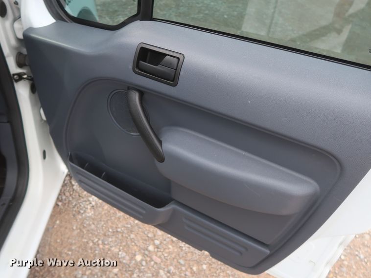 image for item HT9578 2013 Ford Transit Connect XLT  van