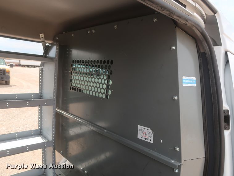 image for item HT9578 2013 Ford Transit Connect XLT  van