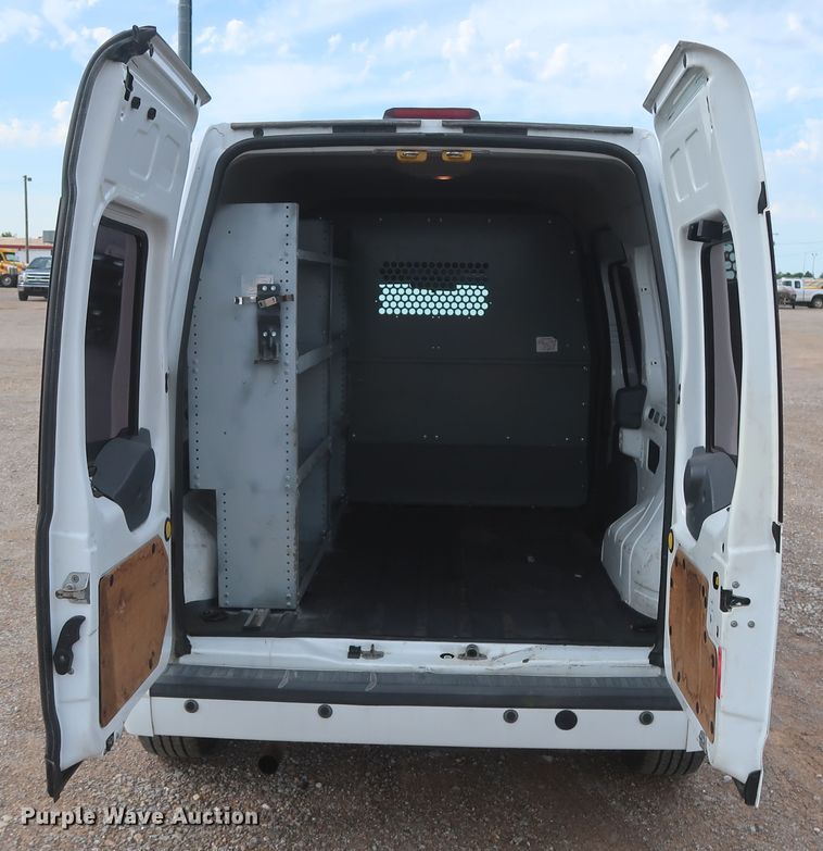 image for item HT9578 2013 Ford Transit Connect XLT  van