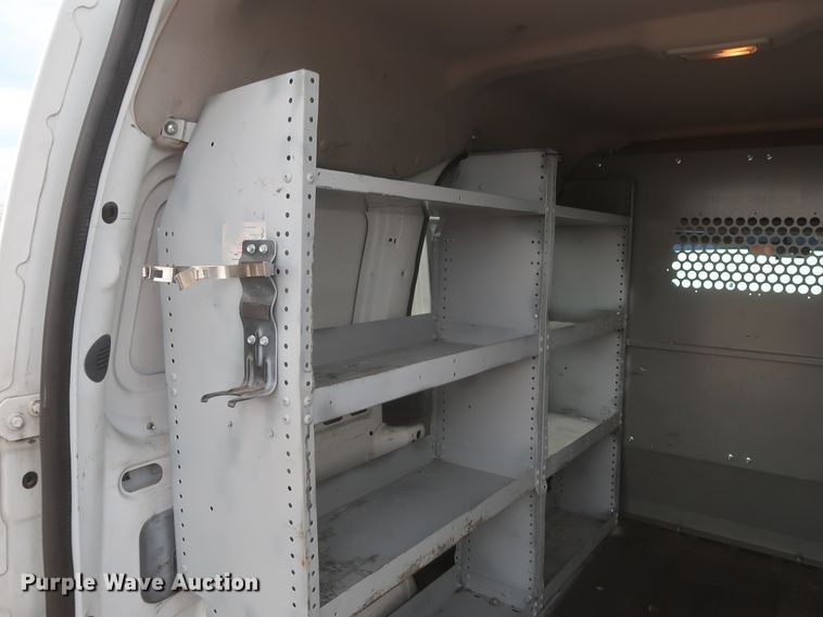 image for item HT9578 2013 Ford Transit Connect XLT  van