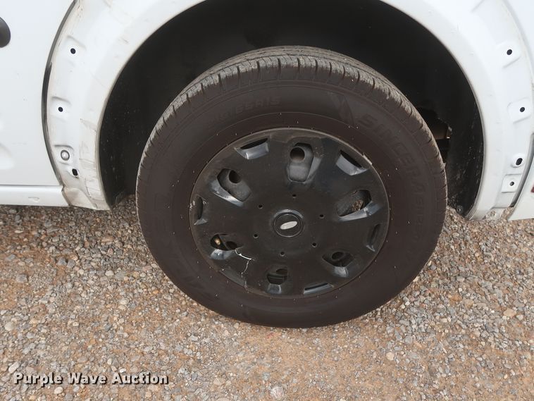 image for item HT9578 2013 Ford Transit Connect XLT  van