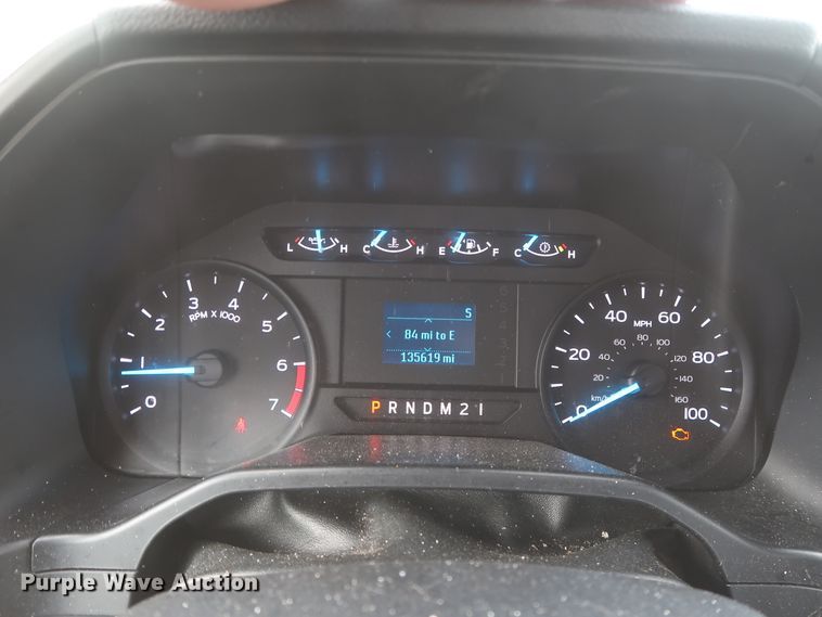 image for item HT9580 2017 Ford F350 Super Duty XL  utility bed pickup truck