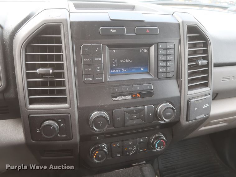 image for item HT9580 2017 Ford F350 Super Duty XL  utility bed pickup truck