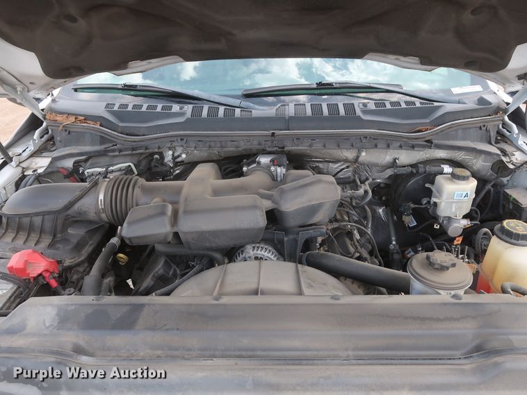 image for item HT9580 2017 Ford F350 Super Duty XL  utility bed pickup truck