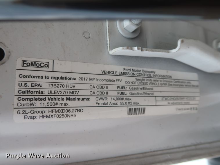 image for item HT9580 2017 Ford F350 Super Duty XL  utility bed pickup truck