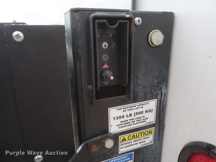 image for item HT9580 2017 Ford F350 Super Duty XL  utility bed pickup truck