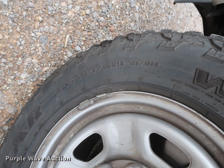 image for item HT9580 2017 Ford F350 Super Duty XL  utility bed pickup truck