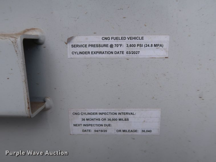 image for item HT9581 2017 Ford F350 Super Duty XL  utility bed pickup truck