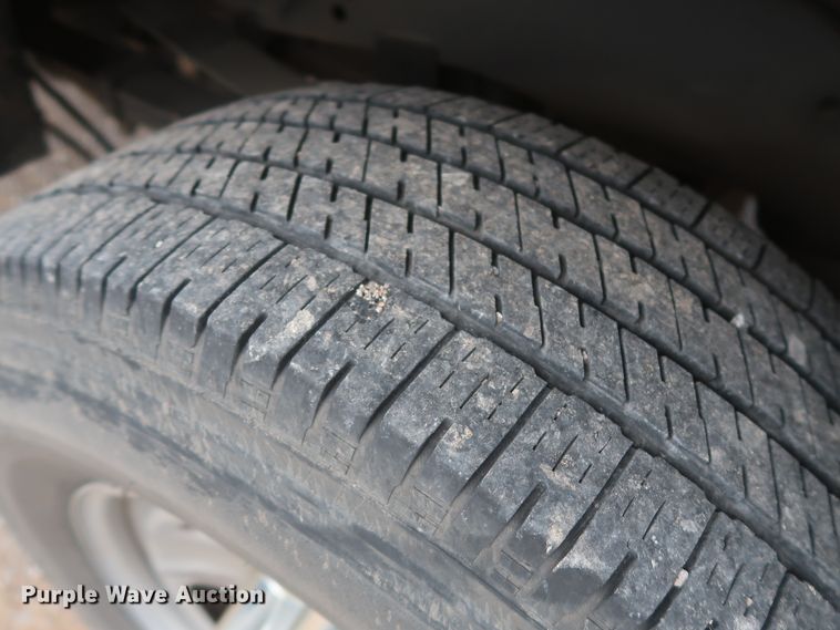 image for item HT9581 2017 Ford F350 Super Duty XL  utility bed pickup truck